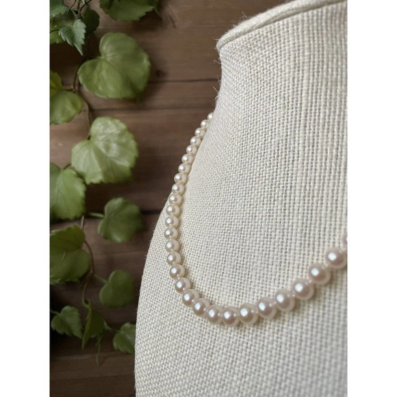 14k White Gold 6mm Pearl Necklace - 17” Hand Knotted - Rose Overtone Lustre - Picture 12 of 12